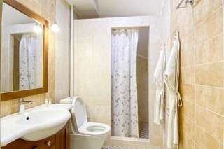 Гостиница La Grace Керчь Семейный с видом на море-5